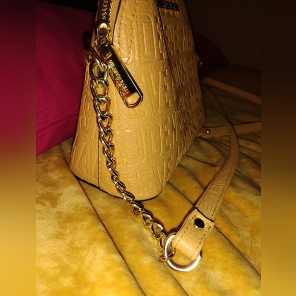 Crossbody Handbag - Picture 5 of 6